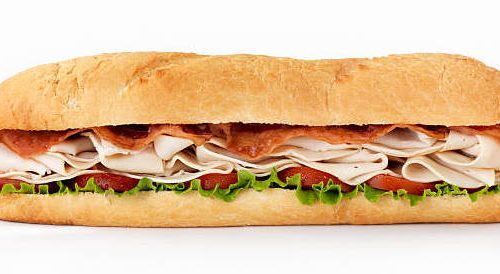 Sandwich-uri ambalate, o gustare convenabila si delicioasa